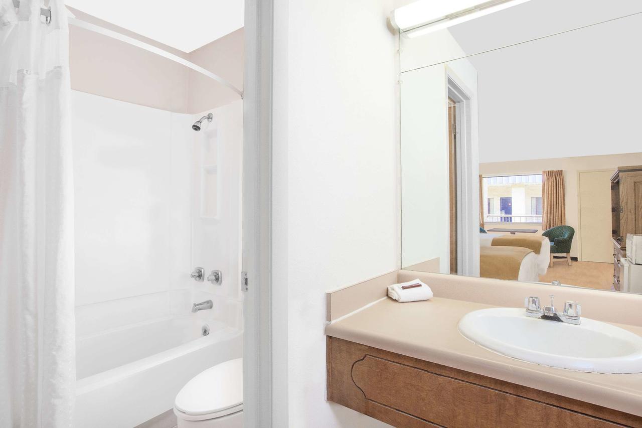 Knights Inn Crockett Ngoại thất bức ảnh