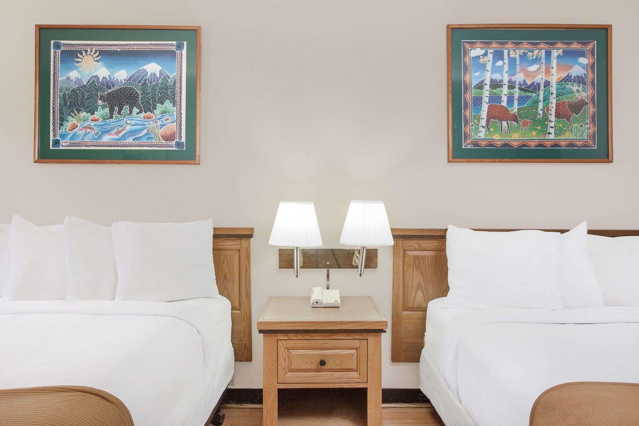Knights Inn Crockett Ngoại thất bức ảnh