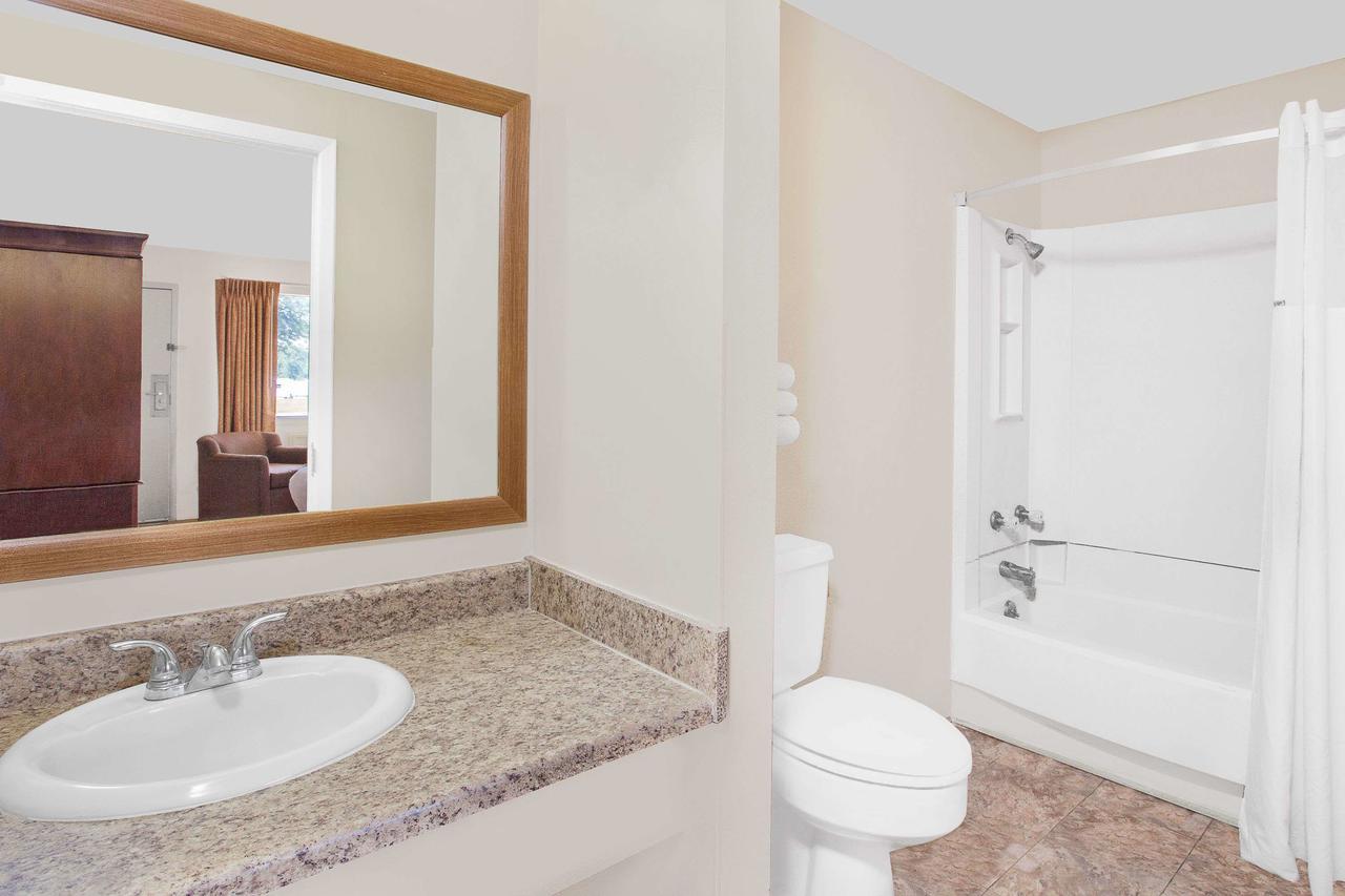 Knights Inn Crockett Ngoại thất bức ảnh